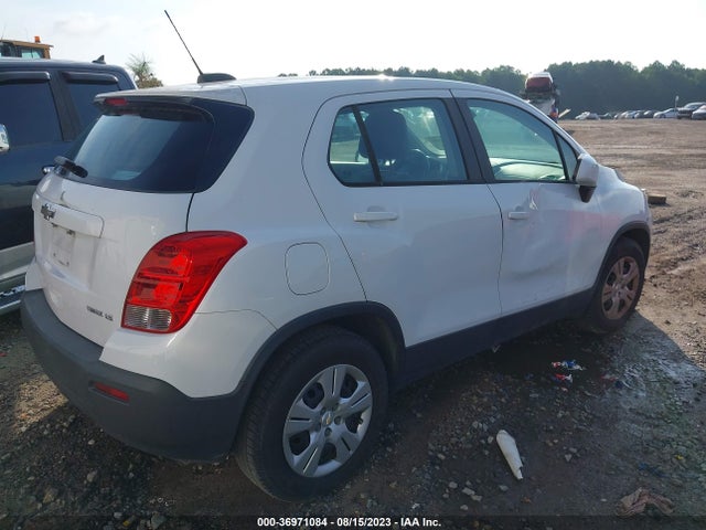 Chevrolet TRAX LS 2016 KL7CJKSB9GB504904 Image 4