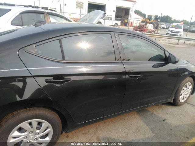 2018 HYUNDAI ELANTRA SE VIN: 5NPD74LFXJH377945