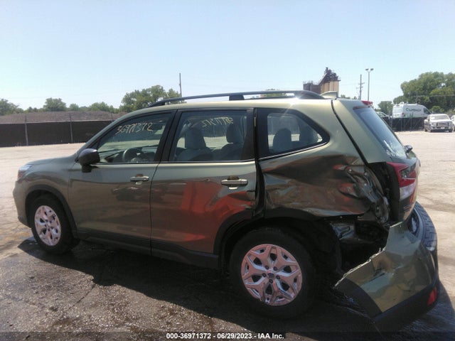 2019 SUBARU FORESTER VIN: JF2SKACC3KH496450