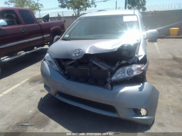 5TDJK3DC1FS116804 Toyota SIENNA LE