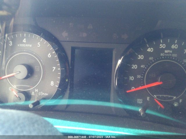 5TDJK3DC1FS116804 Toyota SIENNA LE