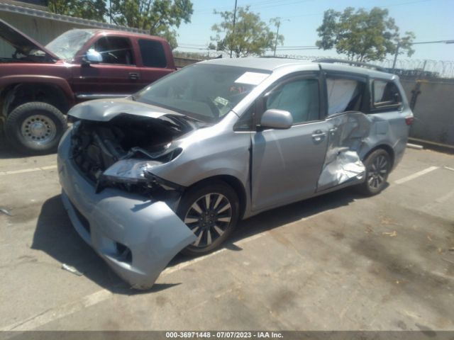 5TDJK3DC1FS116804 Toyota SIENNA LE