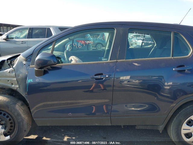 Chevrolet TRAX LS 2019 3GNCJKSB2KL140083 Image 13