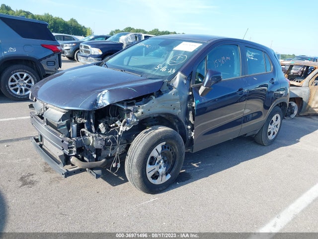 Chevrolet TRAX LS 2019 3GNCJKSB2KL140083 Image 2