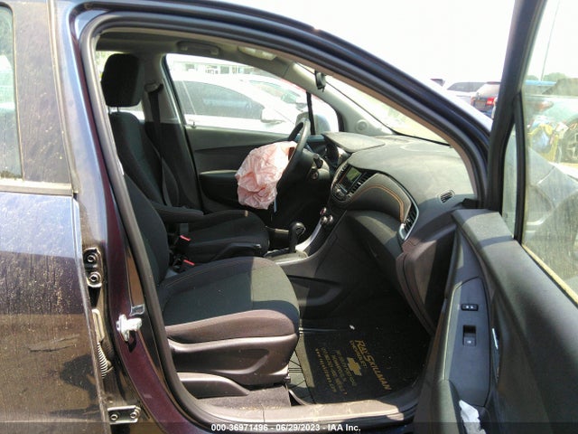 Chevrolet TRAX LS 2019 3GNCJKSB2KL140083 Image 5