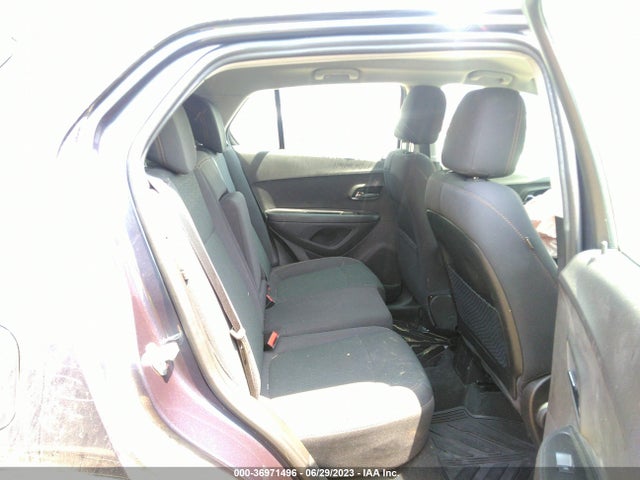 Chevrolet TRAX LS 2019 3GNCJKSB2KL140083 Image 8