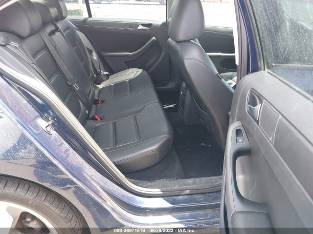 3VWD17AJ4EM312001 Volkswagen Jetta Sedan Se