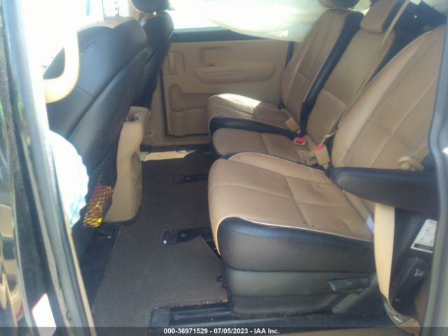 KNDMB5C10H6266219 KIA SEDONA LX
