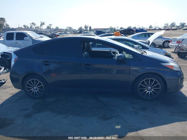 Toyota Prius Four/five/three/one/two 2014 JTDKN3DUXE0368119 Image 5