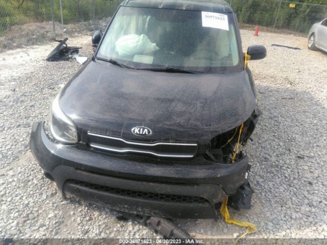 KNDJN2A27J7516995 KIA Soul Base