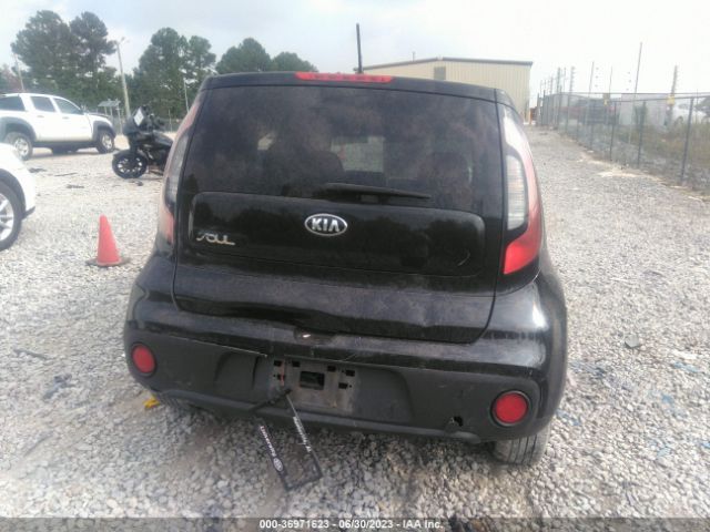 KNDJN2A27J7516995 KIA Soul Base