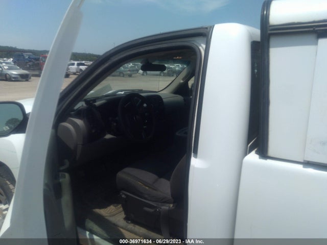 2011 CHEVROLET SILVERADO 1500 WORK TRUCK VIN: 1GCNCPEX8BZ217368