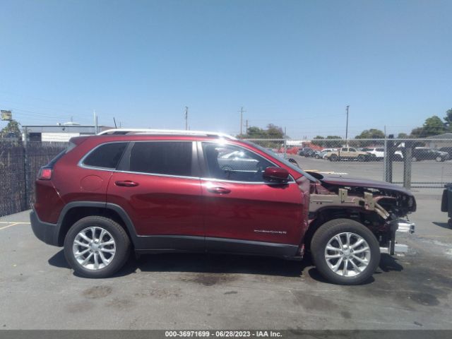 1C4PJLCBXKD458246 Jeep Cherokee Latitude