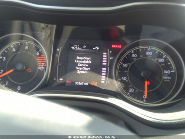 1C4PJLCBXKD458246 Jeep Cherokee Latitude
