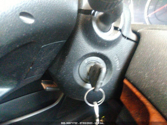 2011 HONDA ACCORD SDN EX VIN: 1HGCP2F78BA024568