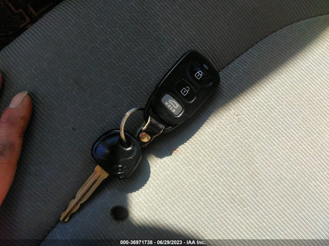 Hyundai ELANTRA SE 2017 5NPD84LF1HH199124 Image 3