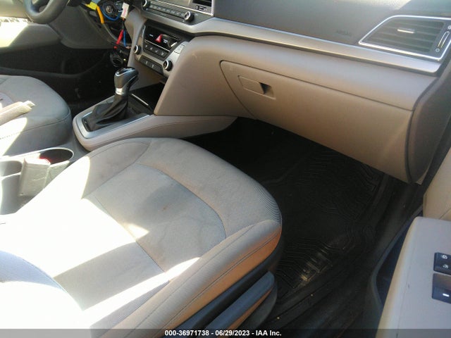 Hyundai ELANTRA SE 2017 5NPD84LF1HH199124 Image 9