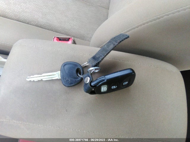 2010 HYUNDAI ELANTRA GLS VIN: KMHDU4AD8AU870146