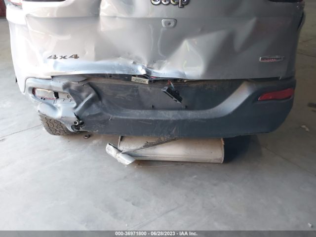 1C4PJMCB3FW674570 Jeep Cherokee Latitude