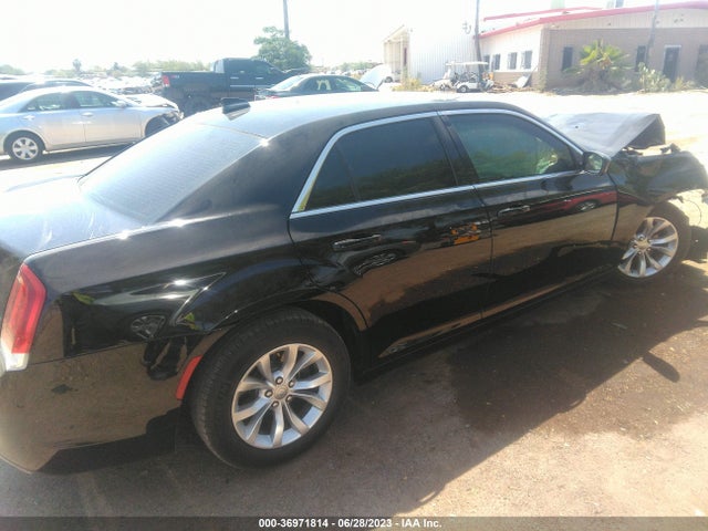 2C3CCAAG5KH733234 Chrysler 300 Touring