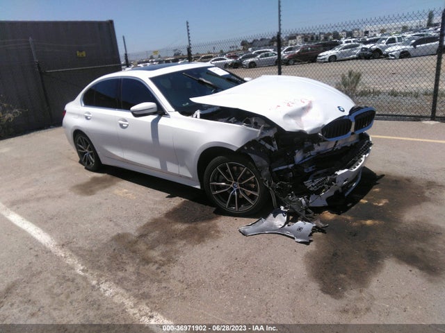 BMW 3 Series 330i 2019 IAAI WBA5R1C55KAK09172