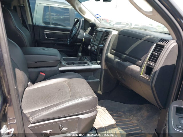 1C6RR7UT2GS161000 RAM 1500 Sport