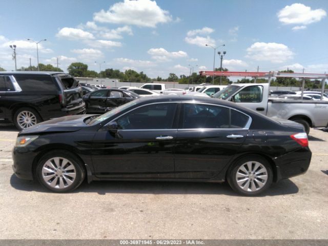 1HGCR3F92FA026212 Honda Accord Sedan Touring