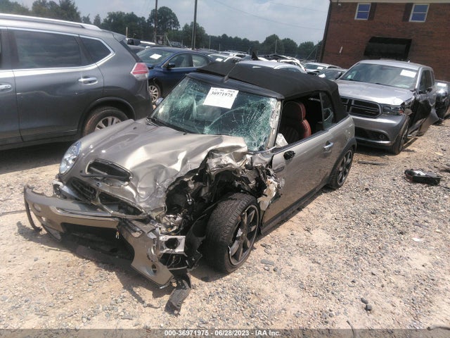 2008 MINI COOPER CONVERTIBLE S VIN: WMWRH33598TU80877