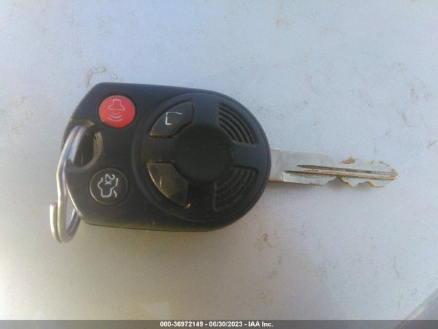 2007 FORD FUSION SE VIN: 3FAHP07157R163935