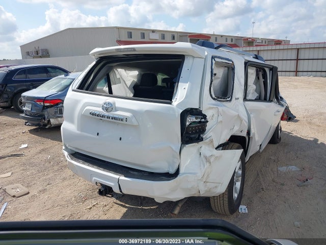Toyota 4RUNNER SR5 2023 JTEEU5JR3P5290439 Image 4
