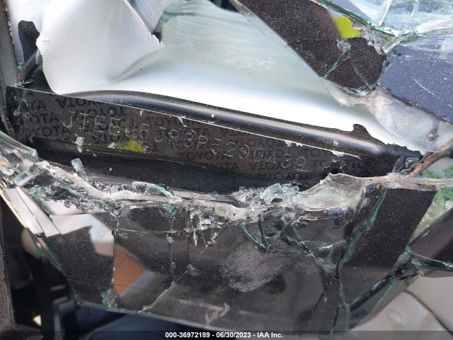Toyota 4RUNNER SR5 2023 JTEEU5JR3P5290439 Image 9