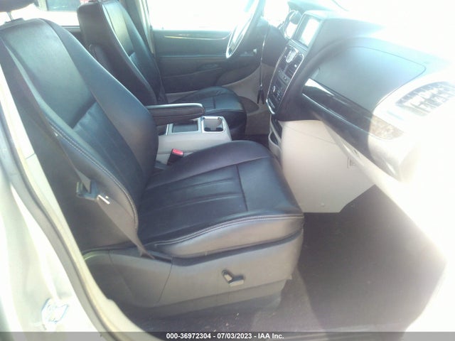 2C4RC1CG1FR646563 Chrysler Town & Country Touring-l