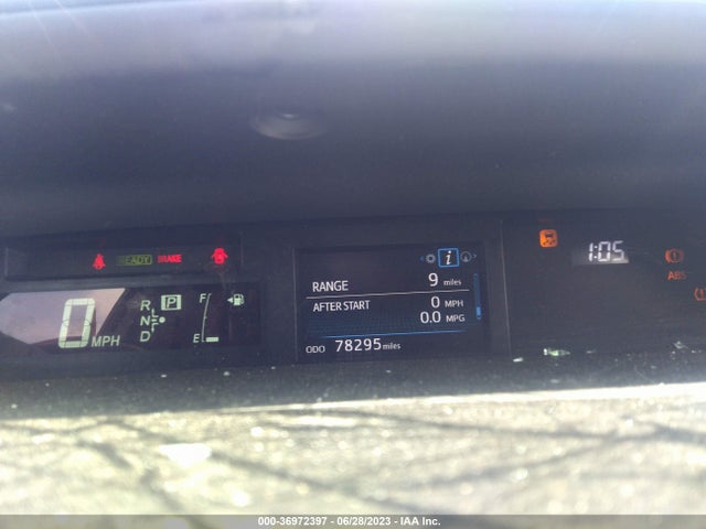 Toyota Prius V Four 2015 JTDZN3EU1FJ035512 Image 15