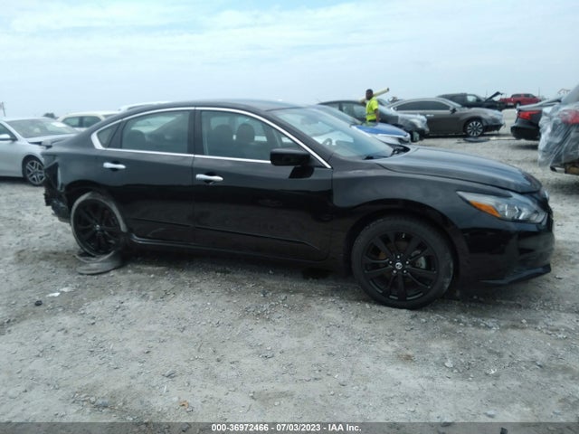 2018 NISSAN ALTIMA 2.5 SR VIN: 1N4AL3AP3JC236625