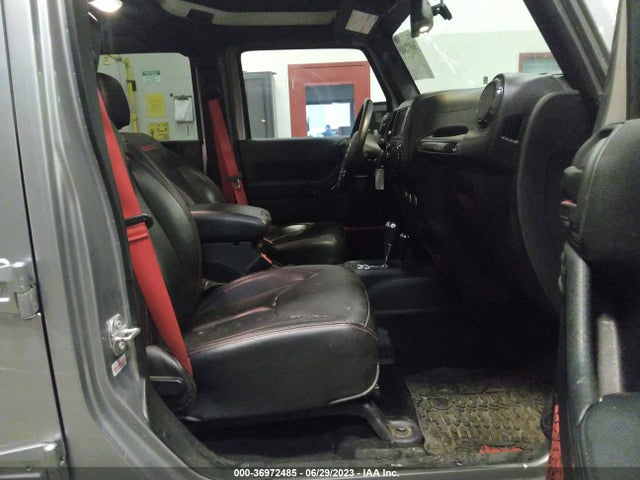 1C4BJWFG2HL727132 Jeep Wrangler Unlimited Rubicon Recon