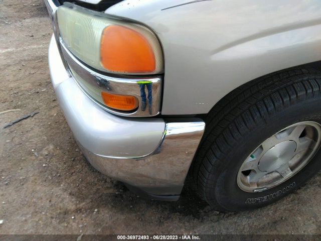 2005 GMC YUKON SLE VIN: 1GKEC13V45J228079