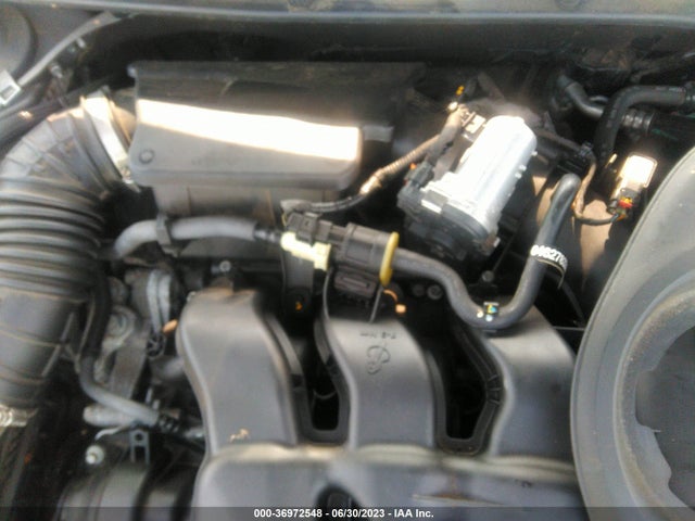 1C3CCCCGXFN516980 Chrysler 200 C