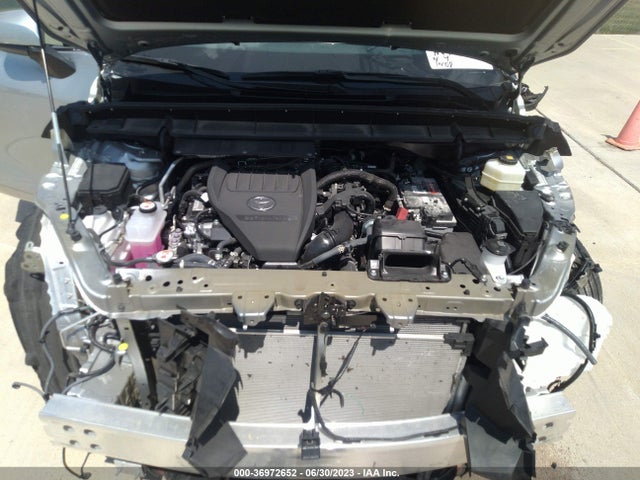 Toyota Highlander Limited 2023 5TDKDRAH3PS037041 Image 10