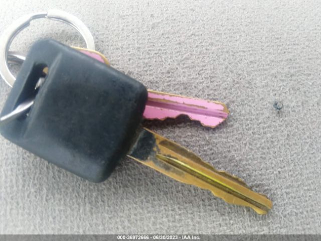 JN8AS5MT6FW157140 Nissan Rogue Select S