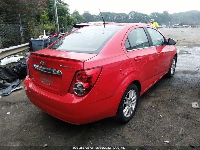 Chevrolet SONIC LT 2014 1G1JC5SH4E4154635 Image 4