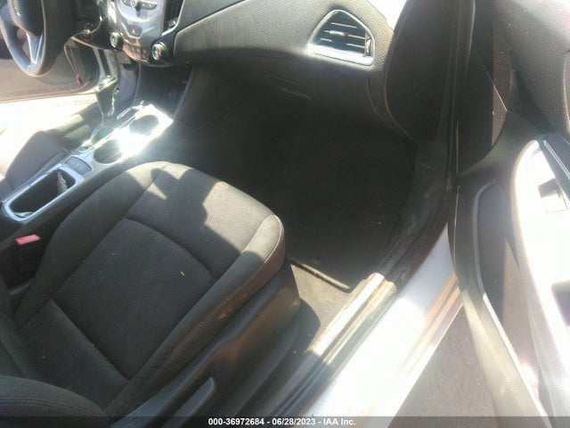 Chevrolet CRUZE LT 2016 1G1BE5SM7G7274782 Image 6