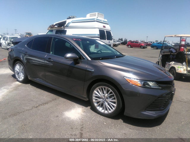 2018 4T1B21HK1JU006250 main image