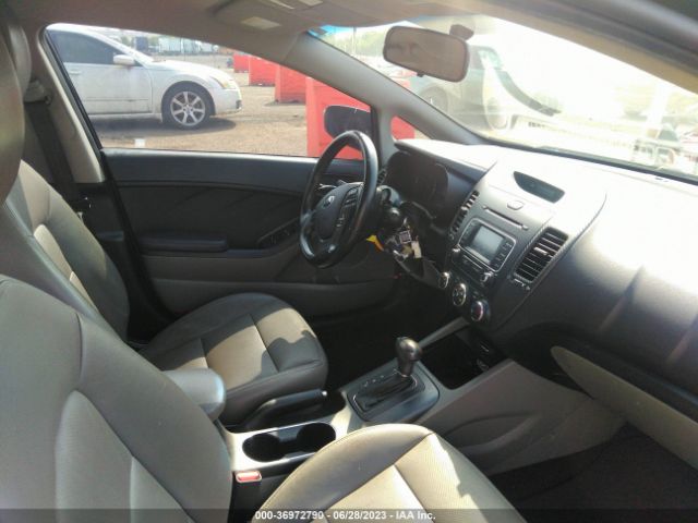 KNAFX4A84E5117444 KIA FORTE EX