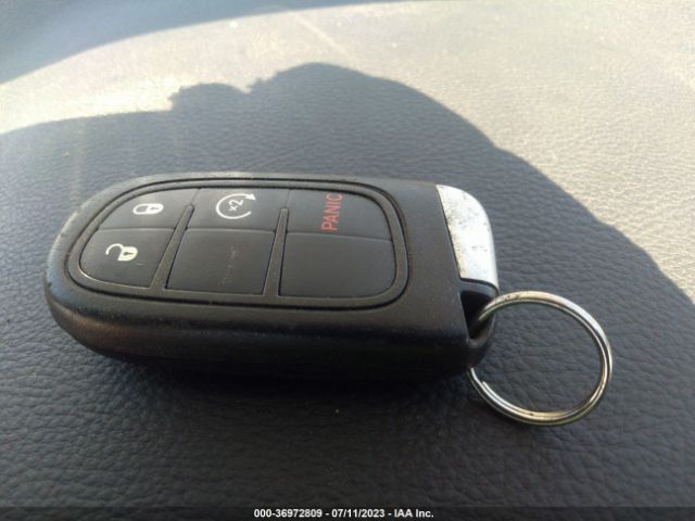 1C4PJLCB9FW517314 Jeep Cherokee Latitude