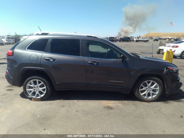 1C4PJLCB9FW517314 Jeep Cherokee Latitude