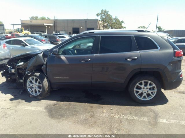 1C4PJLCB9FW517314 Jeep Cherokee Latitude