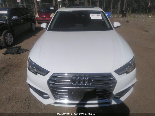 WAUDNAF49JN001443 Audi A4 Premium/tech Premium