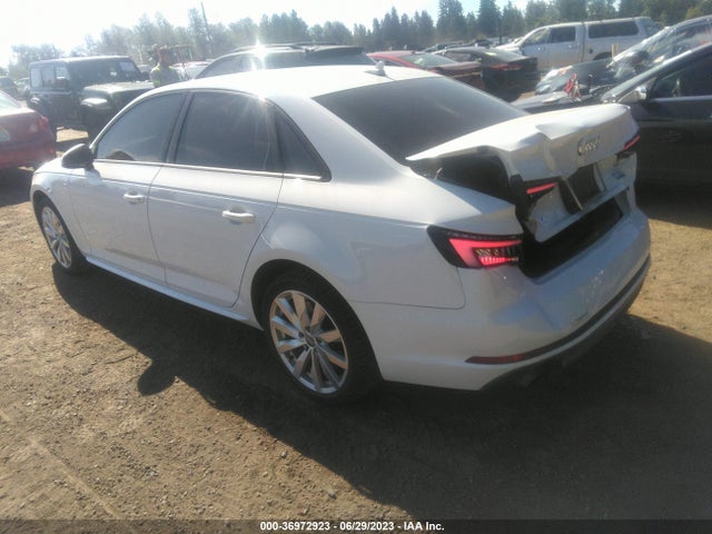 WAUDNAF49JN001443 Audi A4 Premium/tech Premium