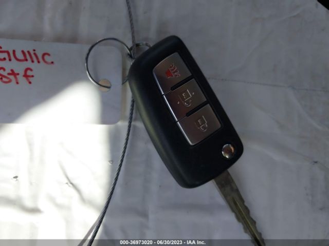KNMAT2MV4HP537602 Nissan ROGUE S