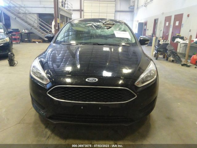 1FADP3F25FL294015 Ford FOCUS SE